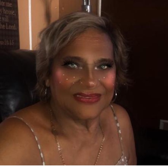 Meet your Posher, Marlene - Picture 1 of 1